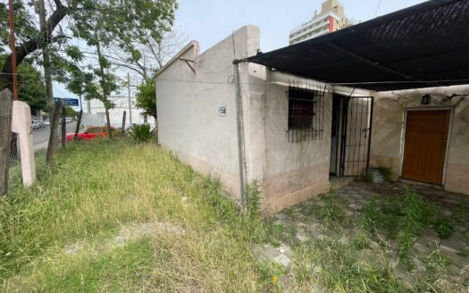 CASA A REFACCIONAR EN VENTA – Barrio Maria Auxiliadora