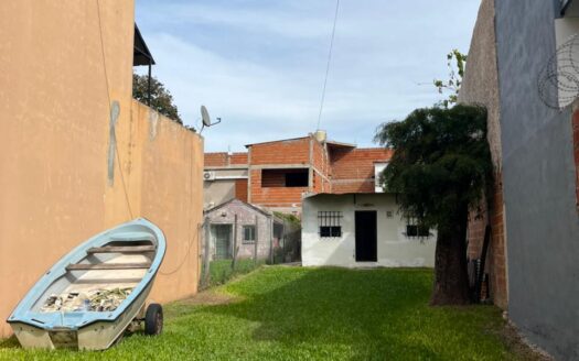 CASA EN VENTA – Calle Alfonsina Storni