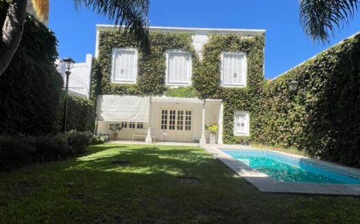 CASA EN VENTA – Calle 3 de Febrero