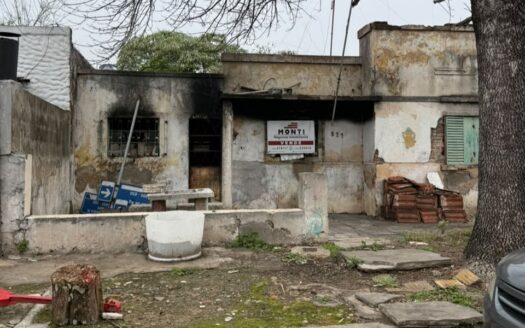 TERRENO EN VENTA – Calle 25 de Agosto