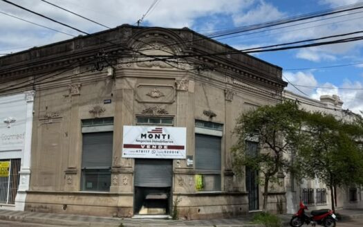 PROPIEDAD EN VENTA – 3 locales comerciales